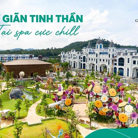 Bistro Hotel Grand World Phu Quoc Exterior foto