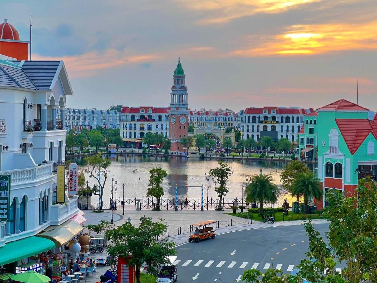 Bistro Hotel Grand World Phu Quoc Exterior foto
