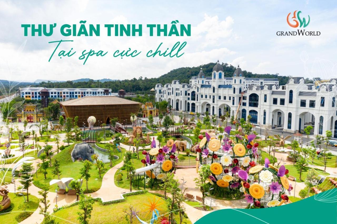 Bistro Hotel Grand World Phu Quoc Exterior foto